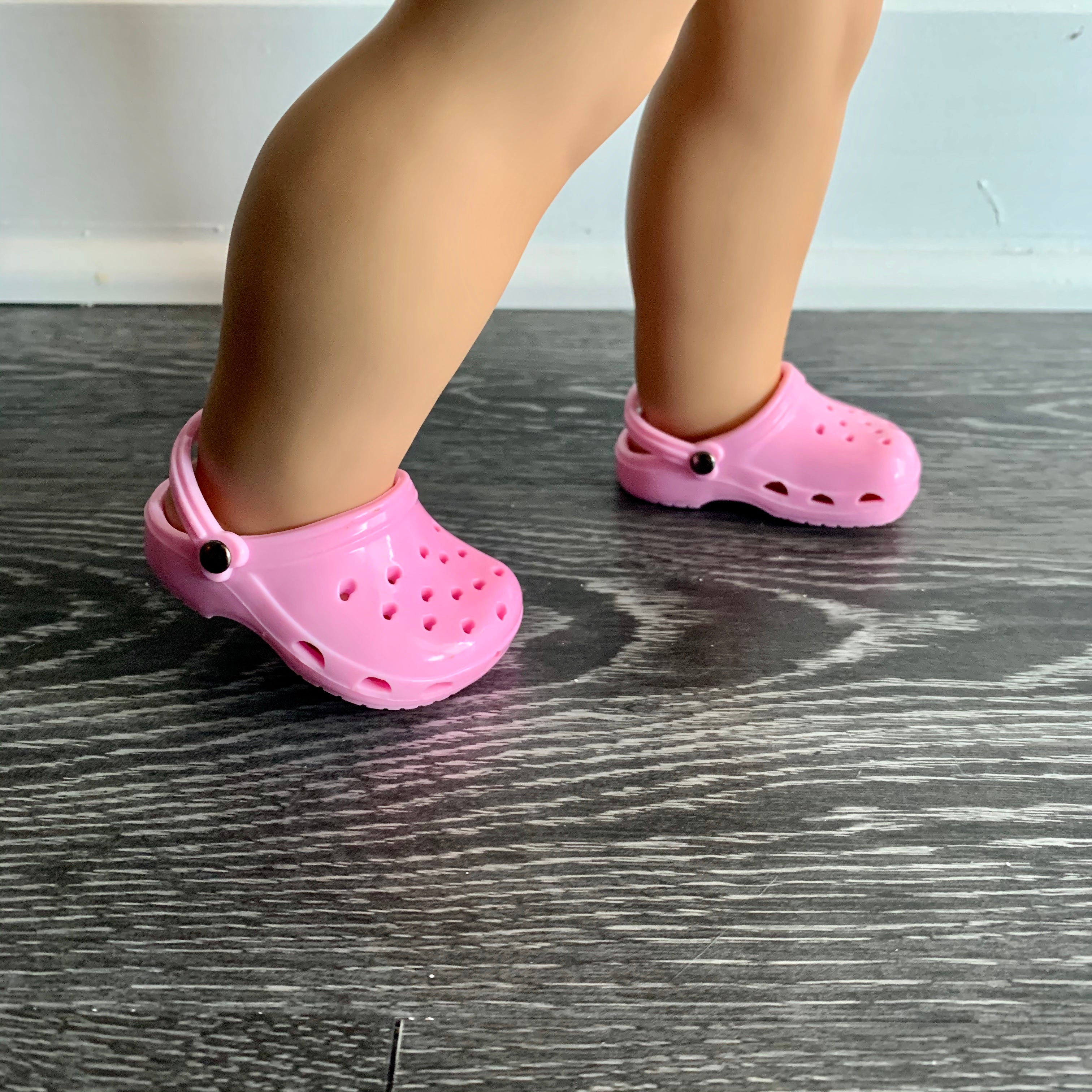 Doll crocs deals